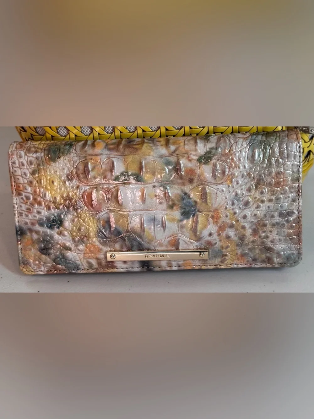 NWT BRAHMIN Ady Croc-Embossed Leather Wallet in Poppy Seed